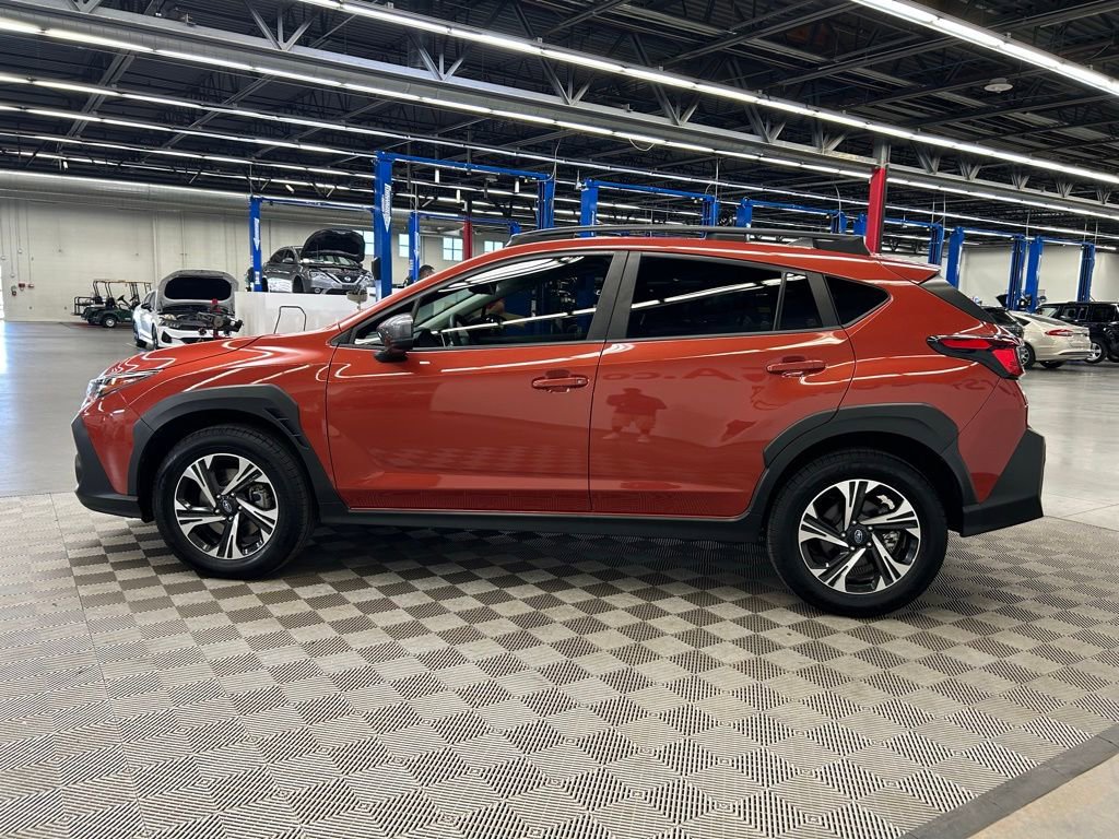 Used 2024 Subaru Crosstrek 2.0i Premium w/ Crosstrek Mirror Package AWD/4WD image 6