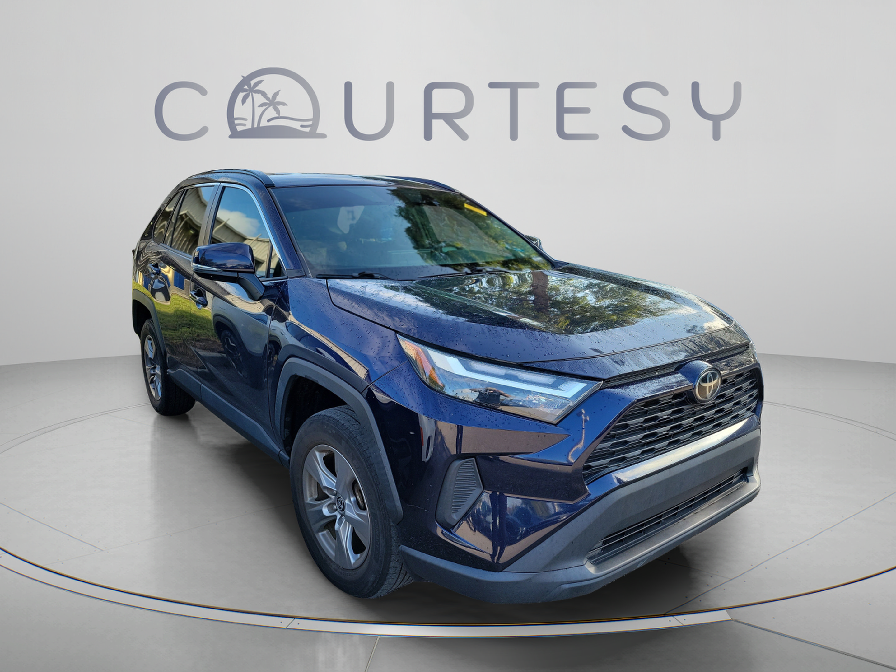 Used 2022 Toyota RAV4 XLE FWD image 22