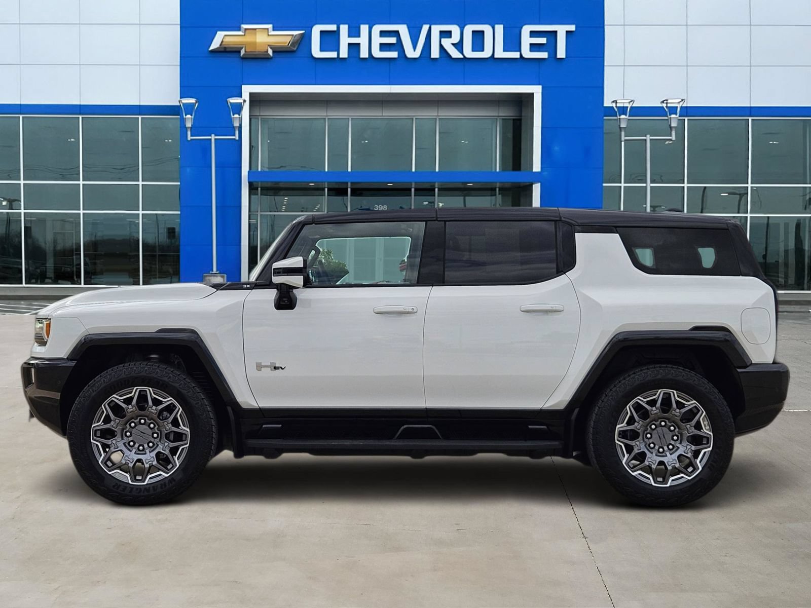 Used 2025 GMC Hummer EV 3X AWD/4WD image 3