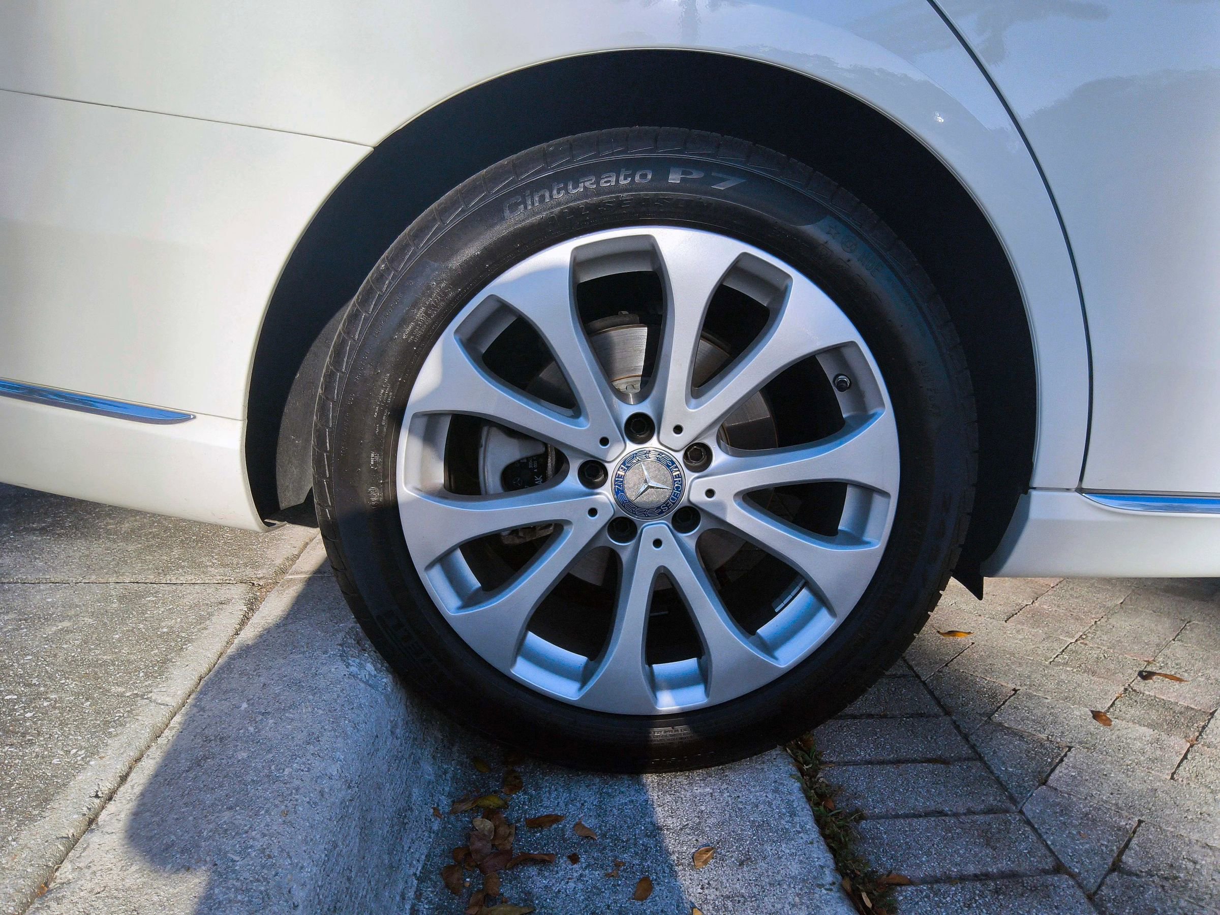 Used 2017 Mercedes-Benz E 300 image 47