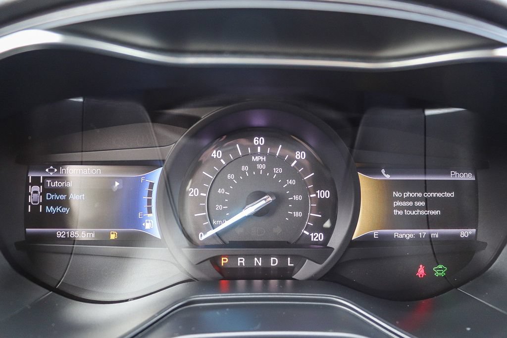 Used 2019 Ford Fusion Energi Titanium FWD image 29