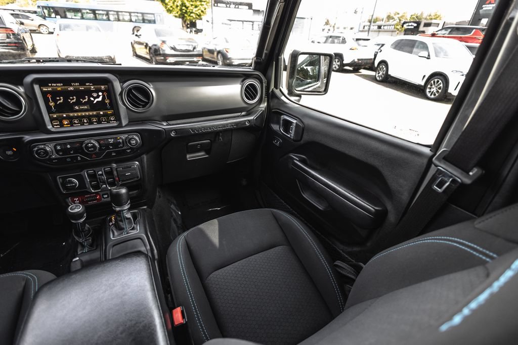 Used 2023 Jeep Wrangler Unlimited Rubicon 4xe w/ Cold Weather Group AWD/4WD image 24