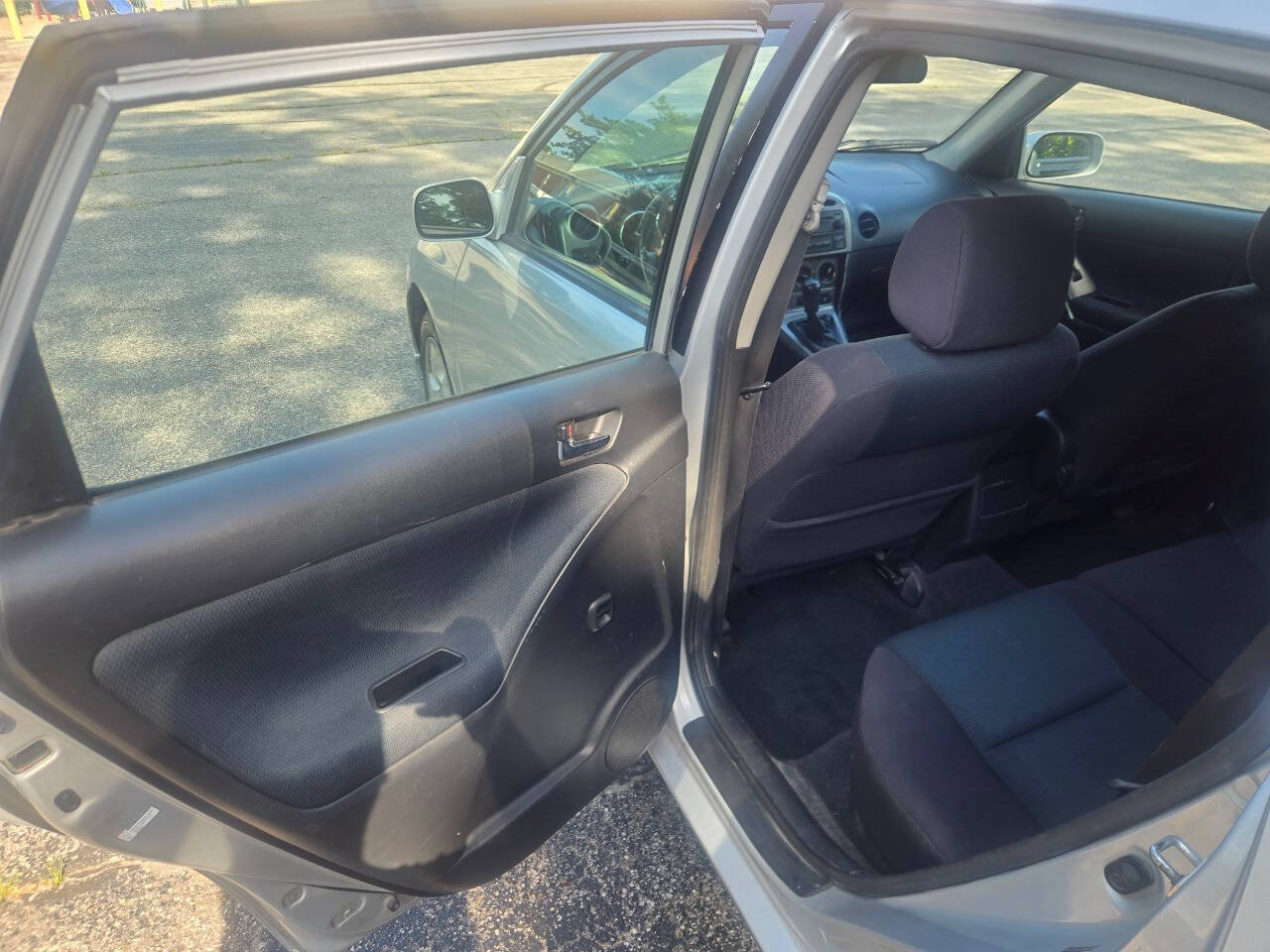 Used 2007 Toyota Matrix XR FWD image 31