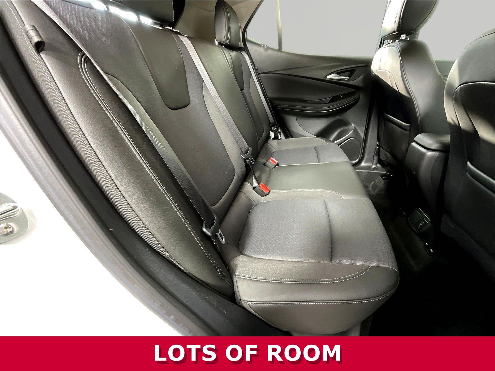 Used 2024 Buick Encore GX Preferred FWD image 22
