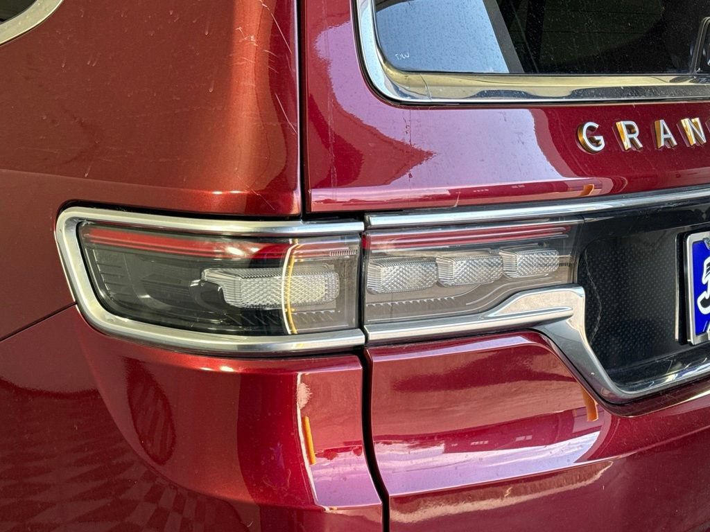 Certified 2024 Jeep Grand Wagoneer L Series III AWD/4WD image 59