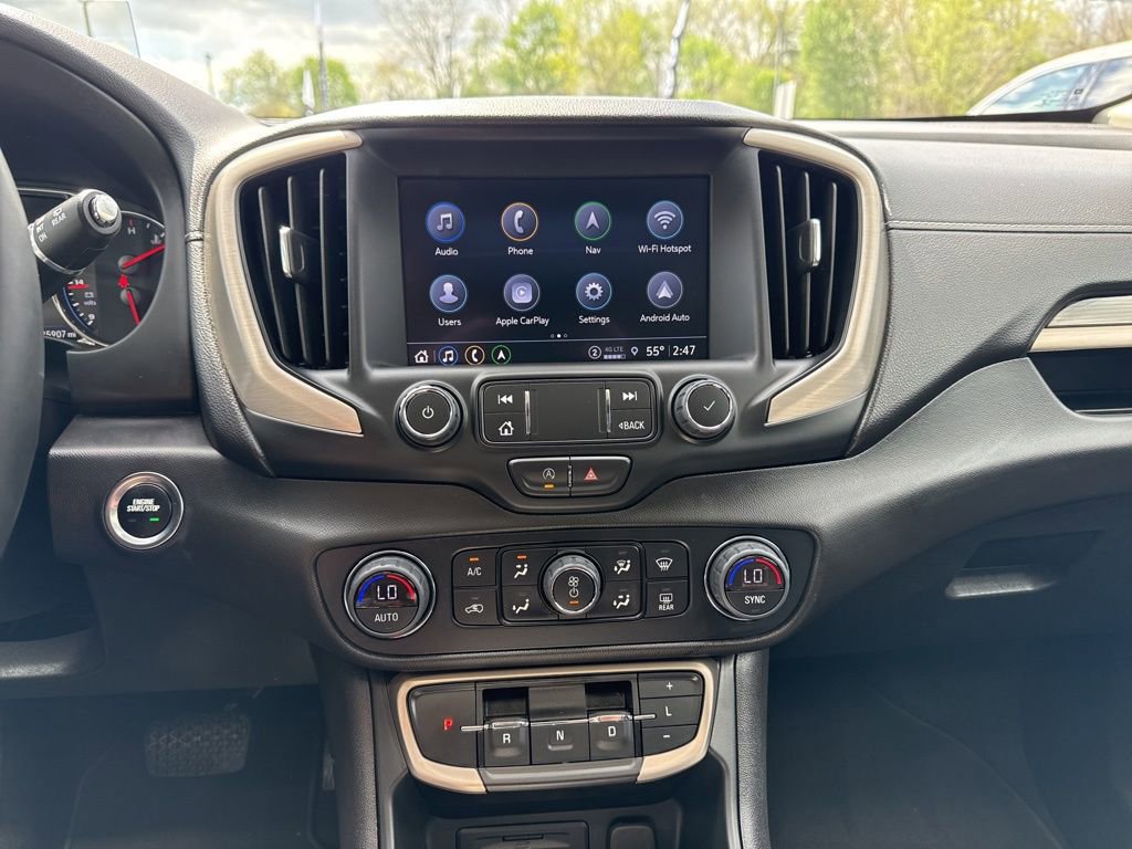 Used 2023 GMC Terrain Denali w/ Black Diamond Edition image 15