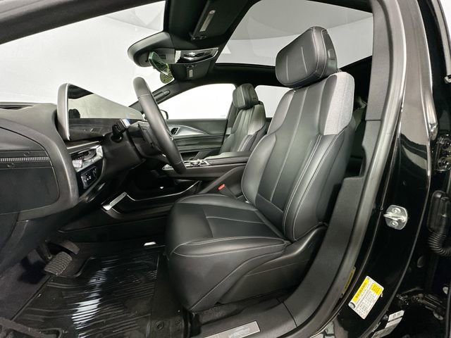 Used 2024 Cadillac Lyriq Tech image 4