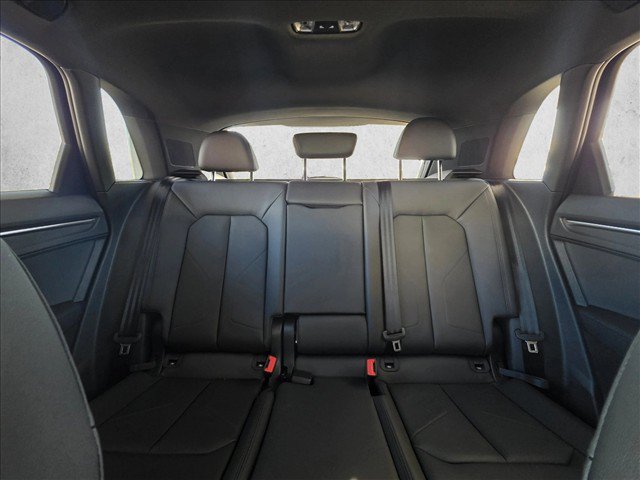 Certified 2025 Audi Q3 2.0T Premium w/ Convenience Plus Package AWD/4WD image 16