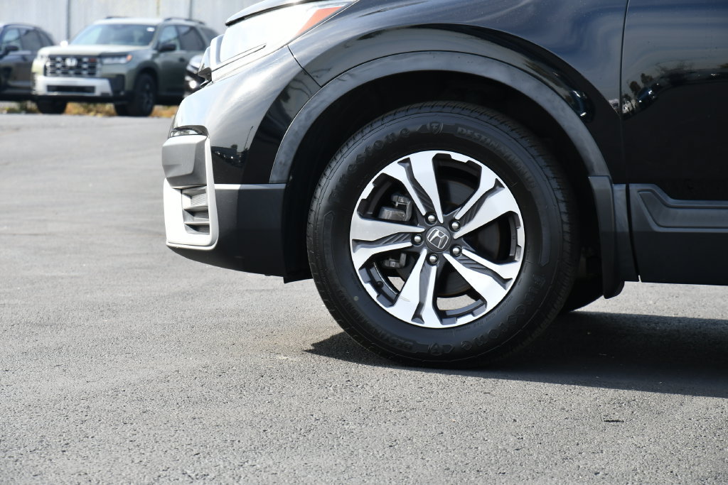 Used 2021 Honda CR-V LX image 12