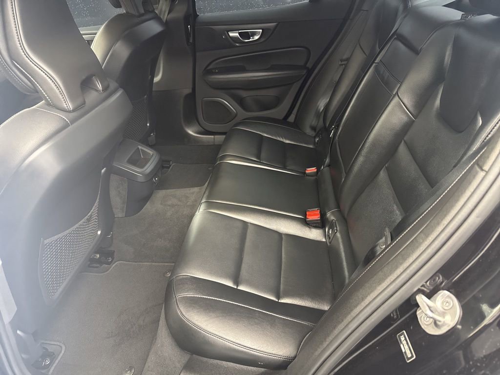 Used 2024 Volvo S60 B5 Core image 14