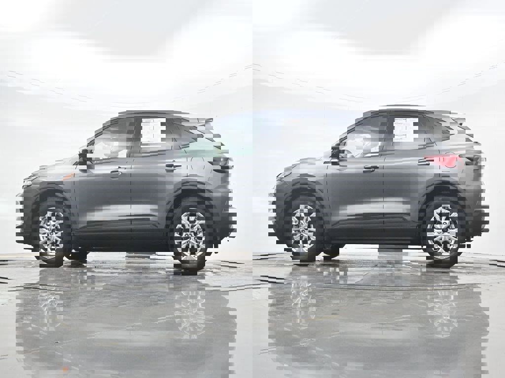 Used 2025 Ford Escape Active w/ Tech Pack #1 image 32