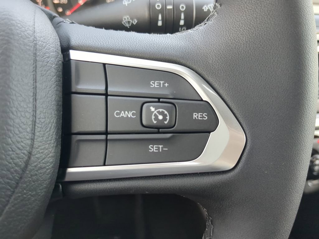 New 2025 Jeep Compass Latitude w/ Convenience Group image 10