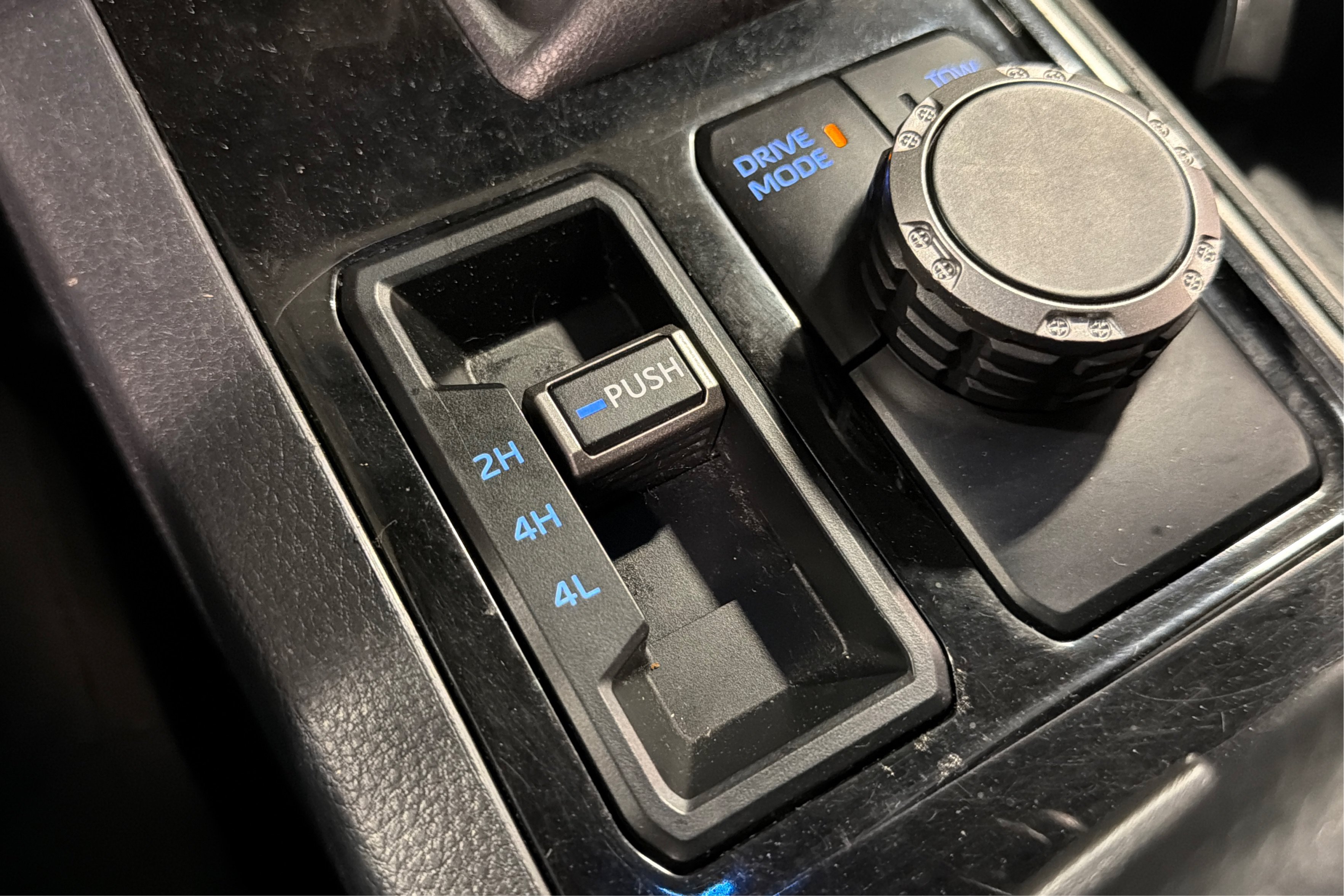 Used 2022 Toyota Tundra SR5 AWD/4WD image 32