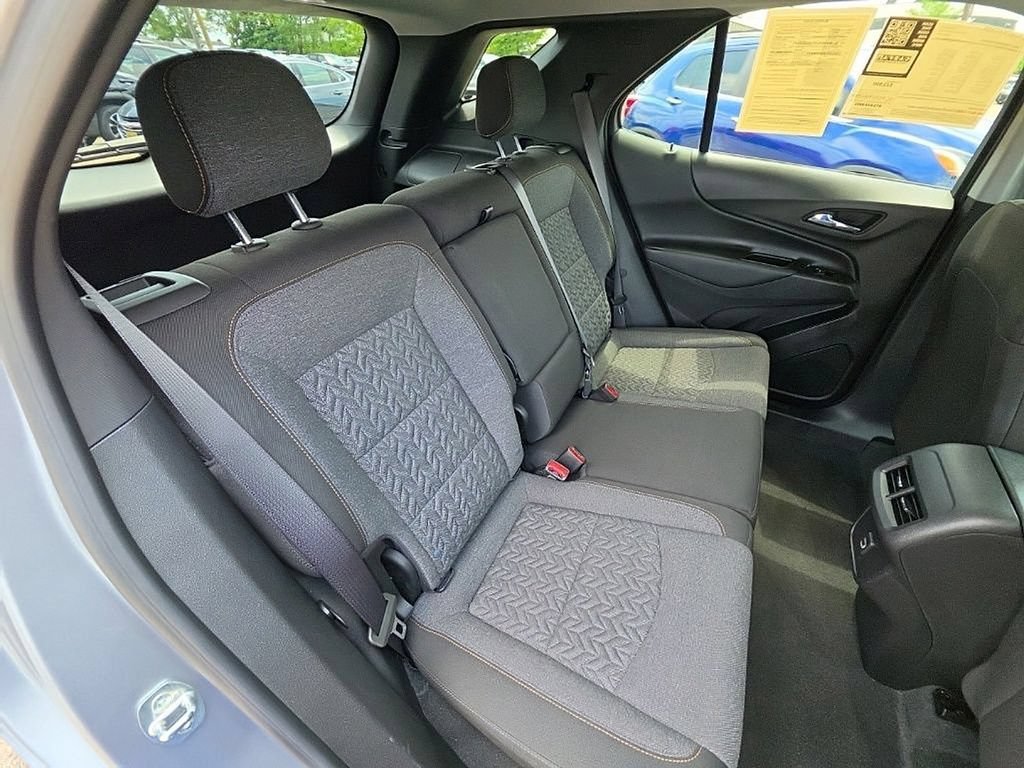 Used 2023 Chevrolet Equinox LT AWD/4WD image 31