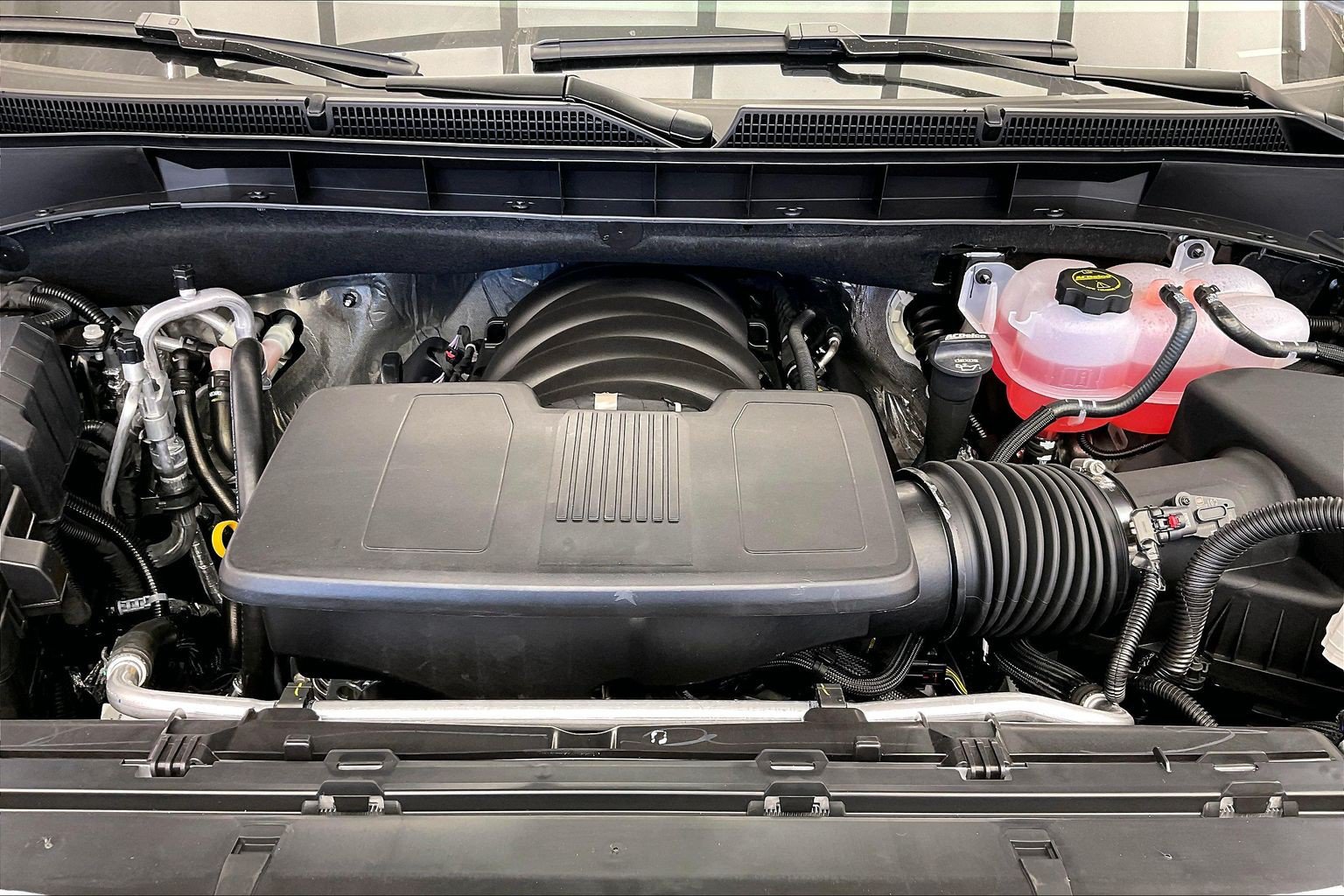New 2026 GMC Yukon XL Denali w/ Advanced Technology Package AWD/4WD image 18