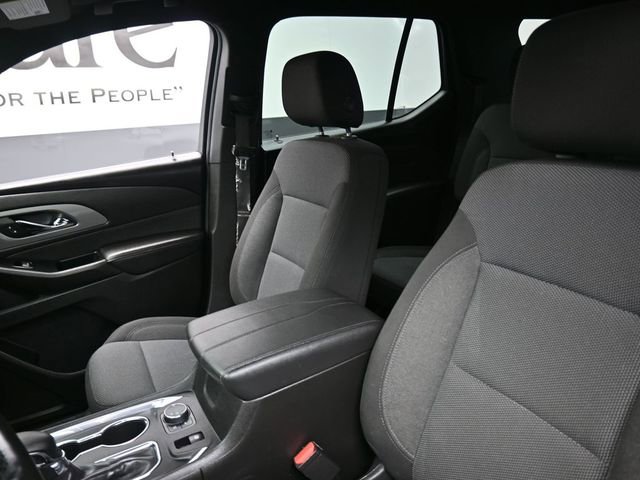 Used 2023 Chevrolet Traverse LT image 16