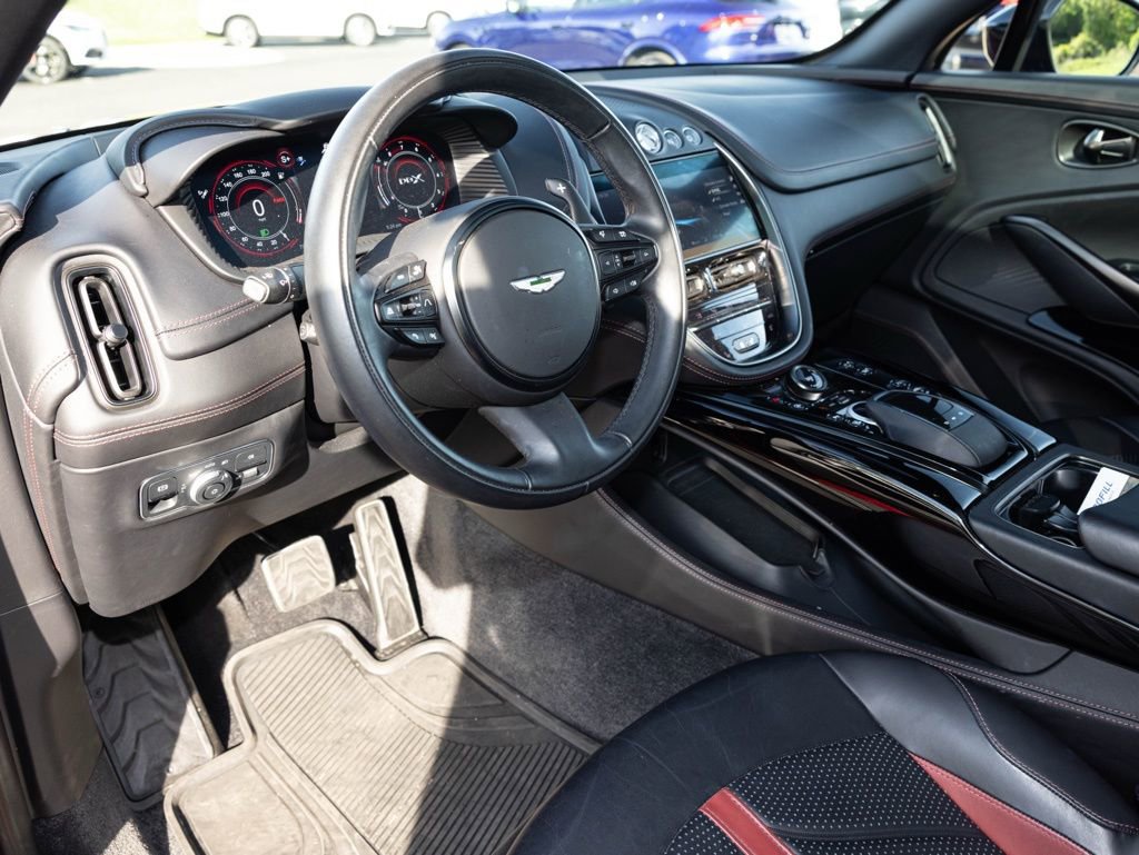 Used 2024 Aston Martin DBX 707 image 20