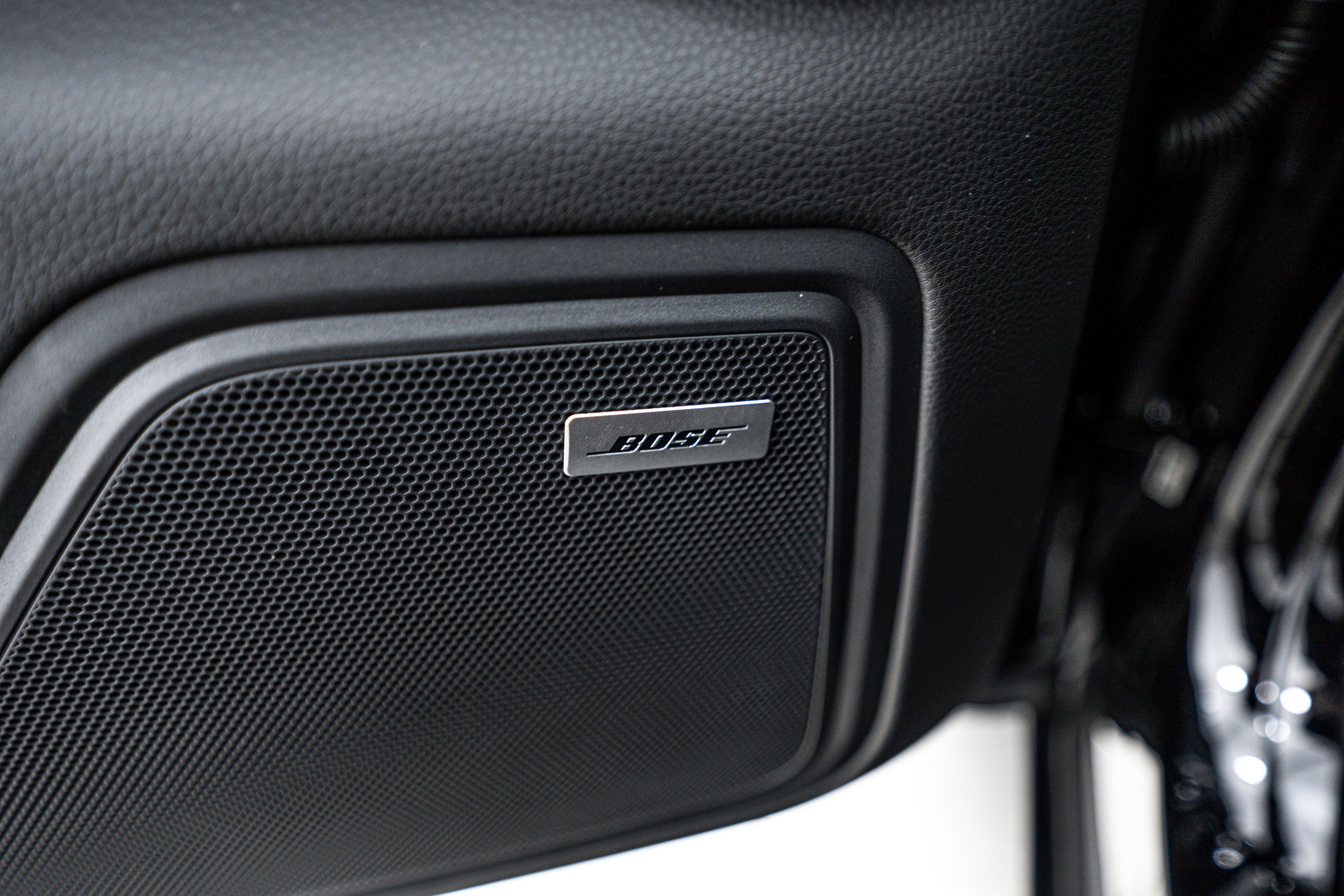 New 2025 Porsche Macan image 18