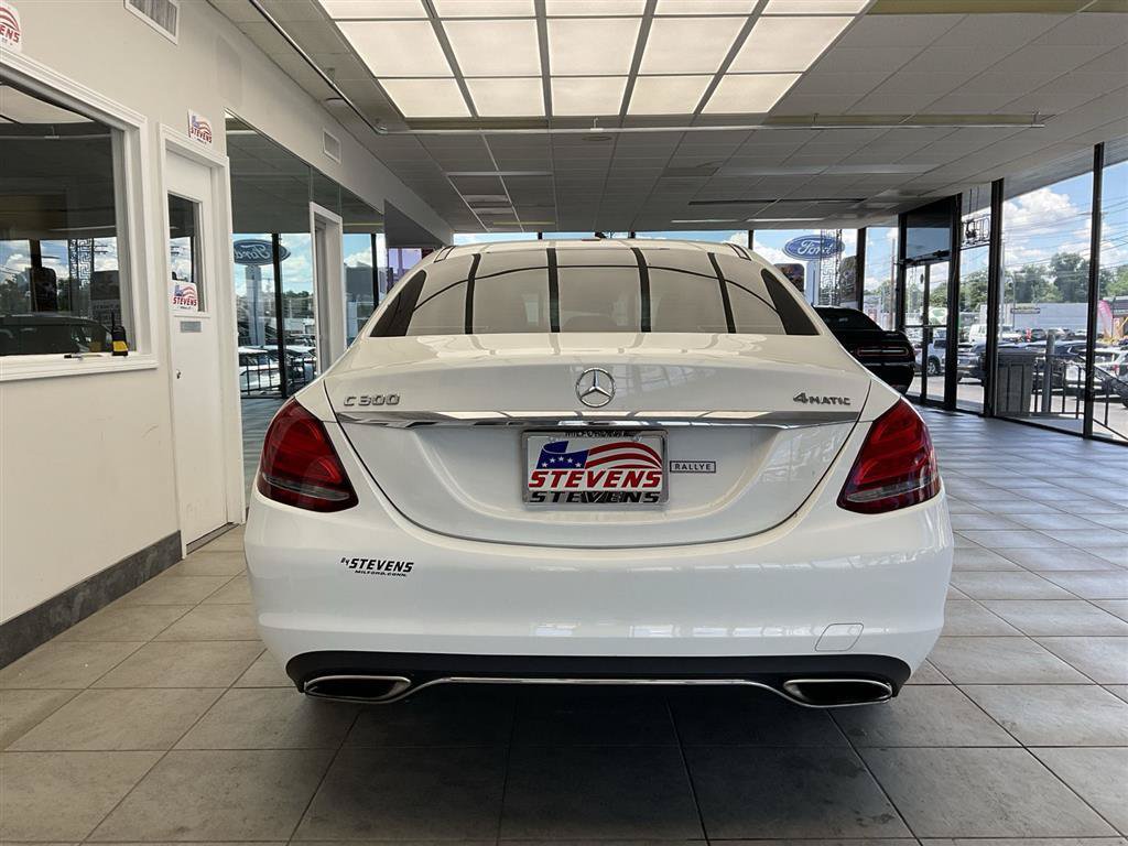 Used 2017 Mercedes-Benz C 300 4MATIC Sedan image 6