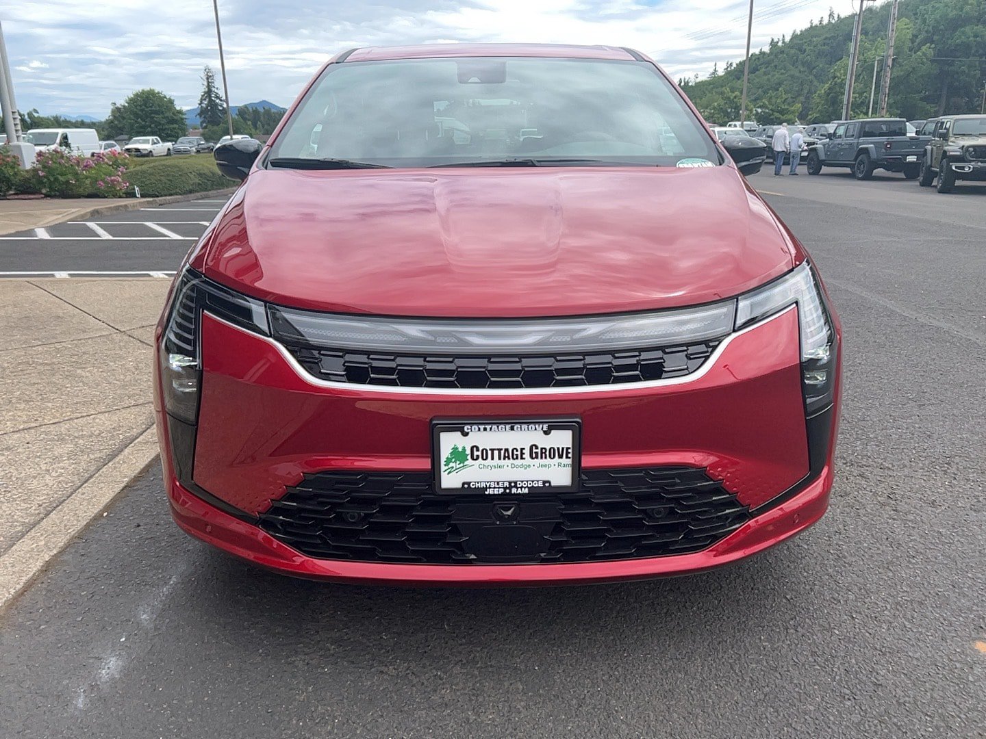 New 2027 Chrysler Pacifica Select FWD image 5