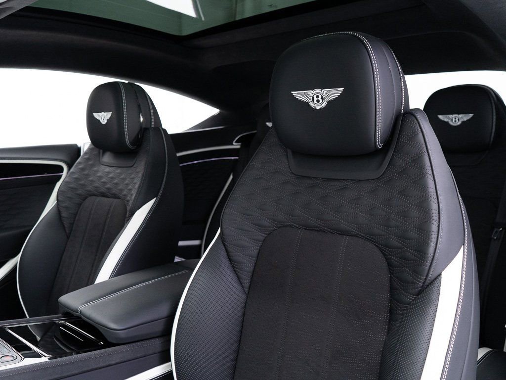 Used 2025 Bentley Continental GT Speed image 16