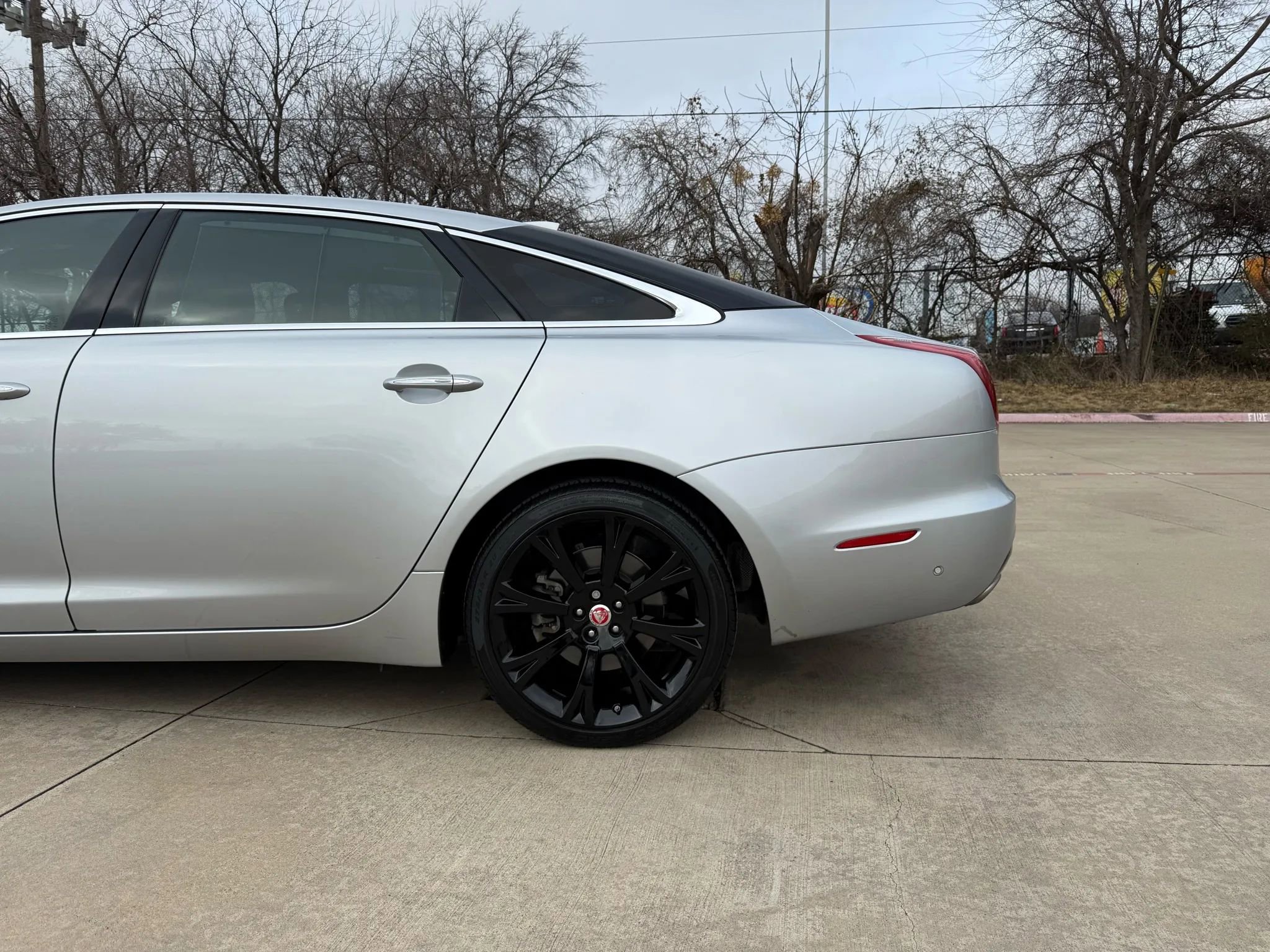 Used 2019 Jaguar XJ L Portfolio image 16