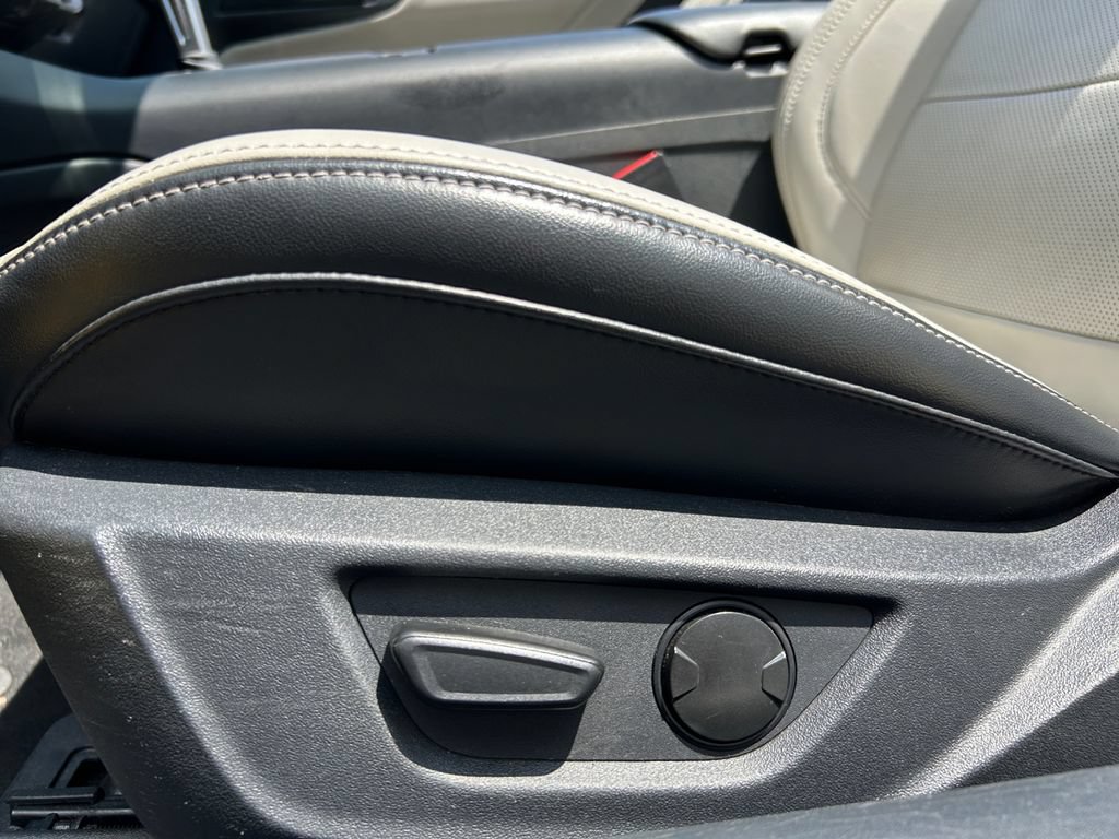 Used 2024 Ford Mustang Premium RWD image 43