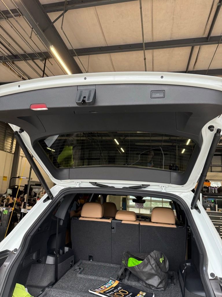 Used 2024 Volkswagen Tiguan SE image 68