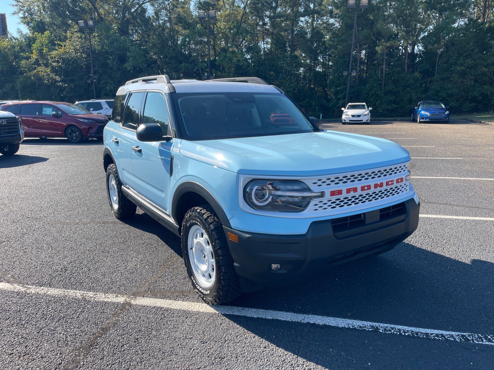 Used 2025 Ford Bronco Sport Heritage w/ Convenience Package AWD/4WD image 1