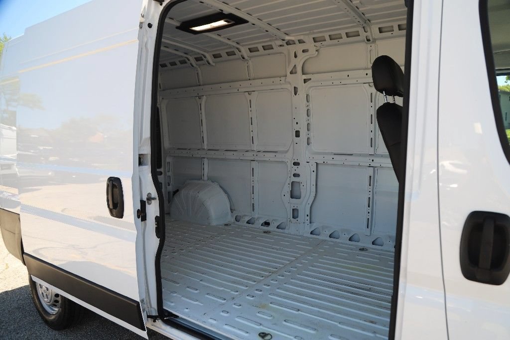 Used 2026 RAM ProMaster 2500 w/ Convenience Group FWD image 44