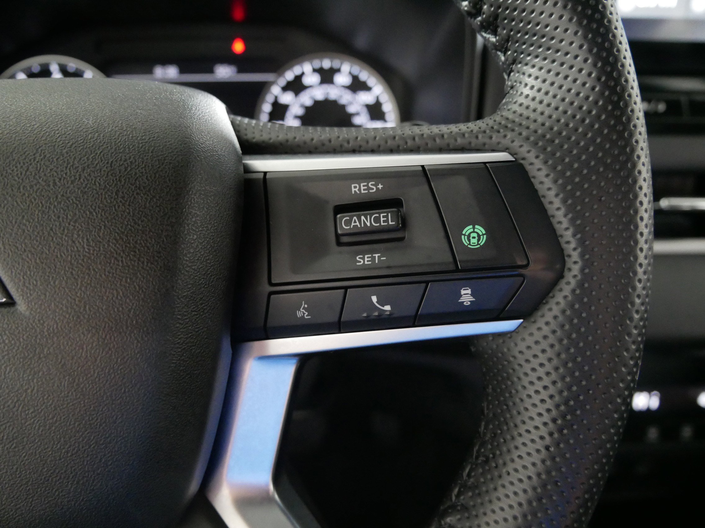 Used 2025 Mitsubishi Outlander SE image 28