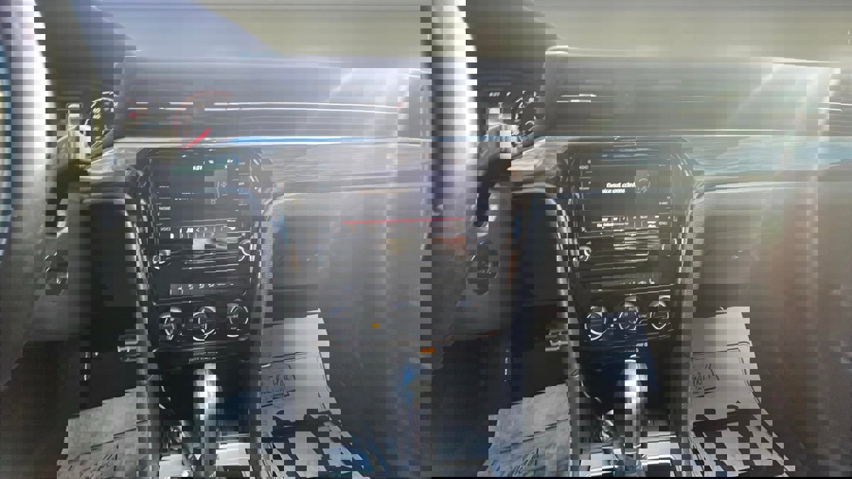 Used 2020 Volkswagen Passat 2.0T R-Line image 10