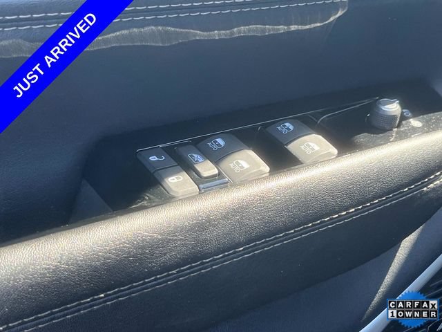 Certified 2024 Jeep Wagoneer Series II w/ Convenience Group I RWD image 29