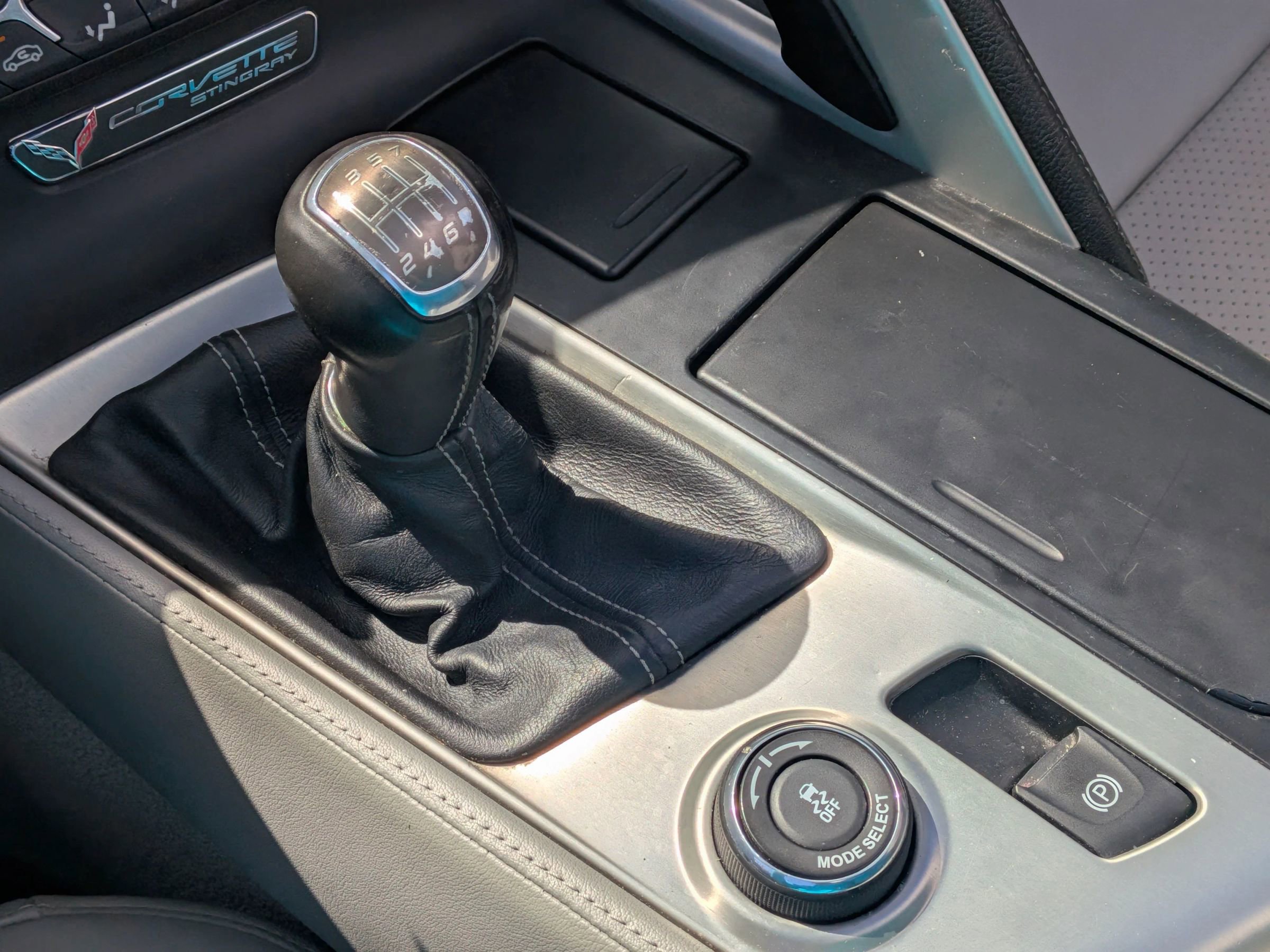 Used 2015 Chevrolet Corvette Stingray Coupe w/ 2LT Preferred Equipment Group image 18