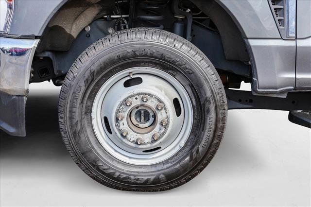 Used 2024 Ford F350 XLT image 9