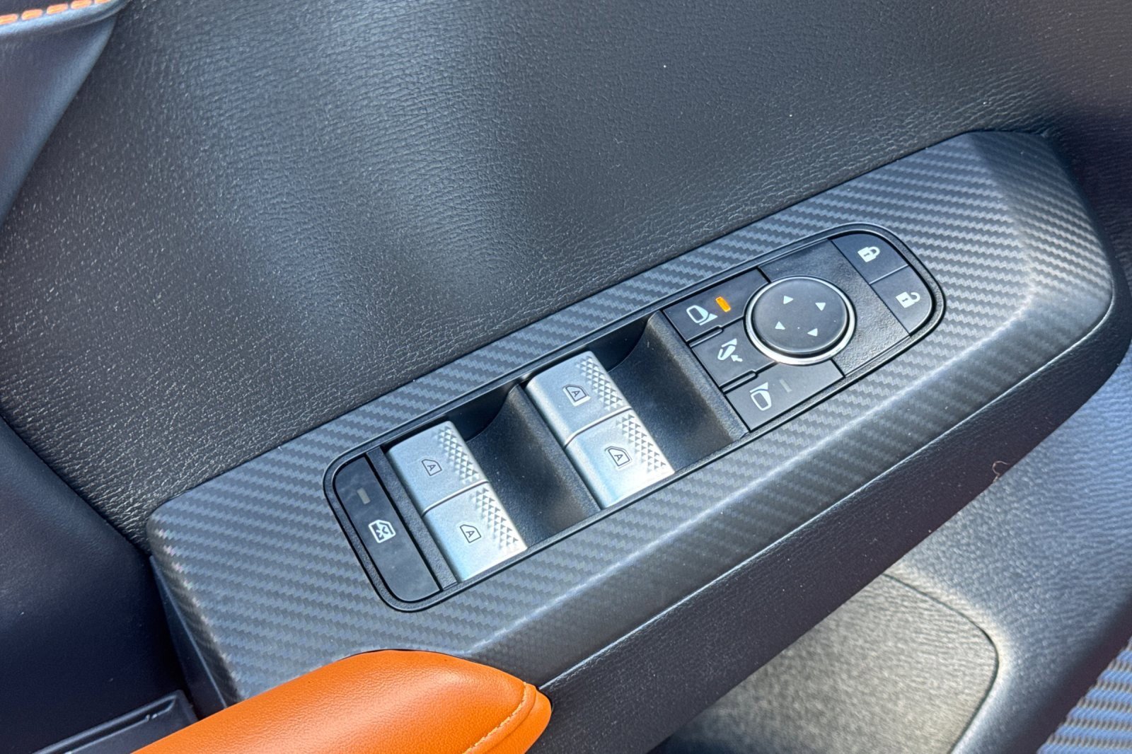 Used 2025 Mitsubishi Outlander SEL Black Edition image 17