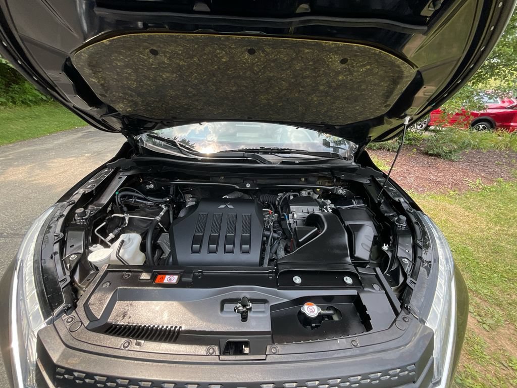 Used 2022 Mitsubishi Eclipse Cross LE AWD/4WD image 27