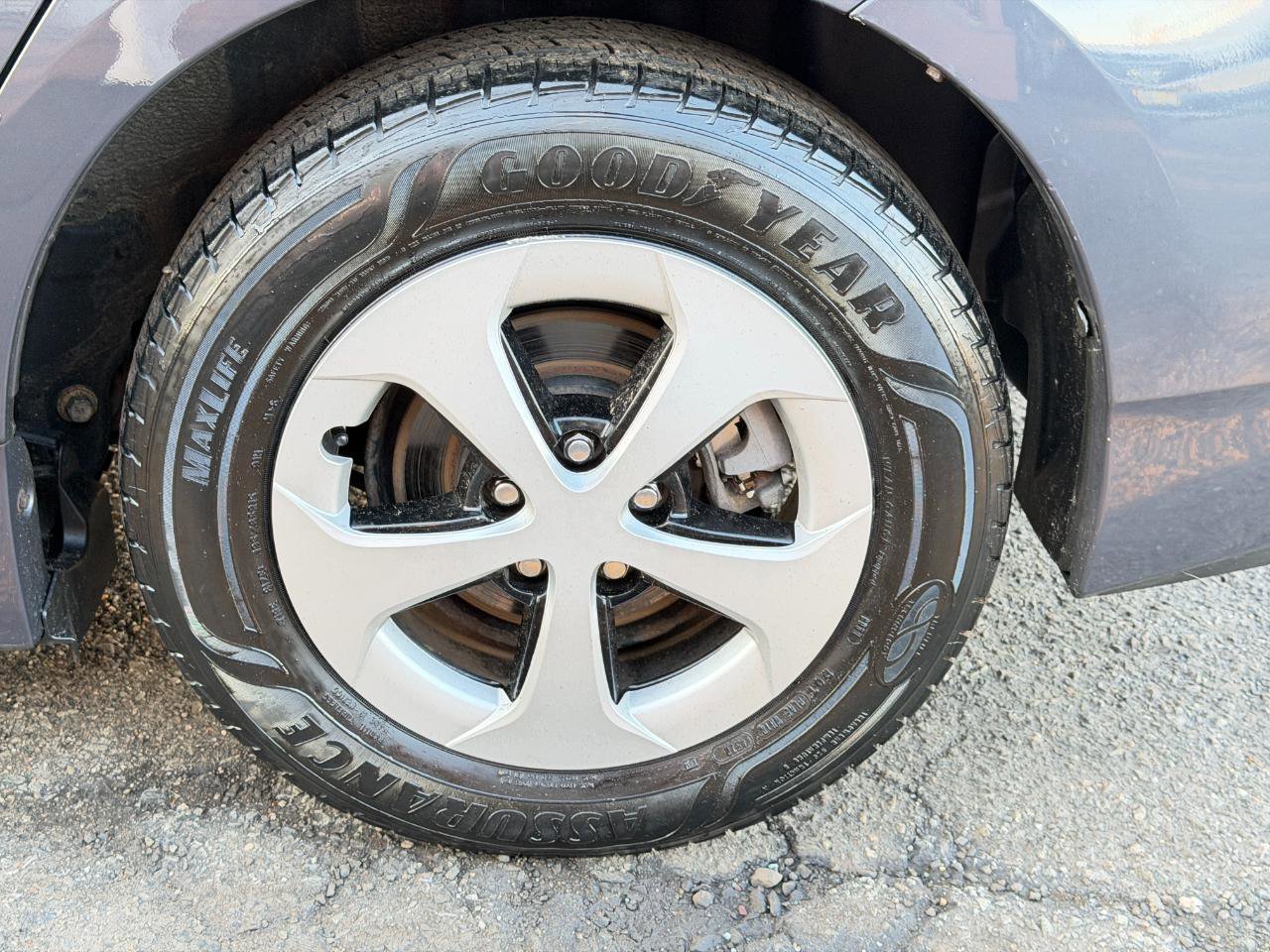 Used 2013 Toyota Prius Two image 78