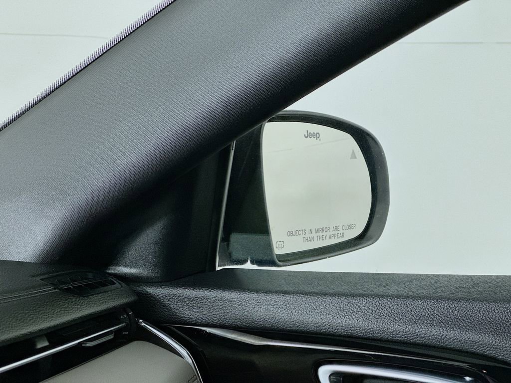 Certified 2024 Jeep Compass Limited image 27