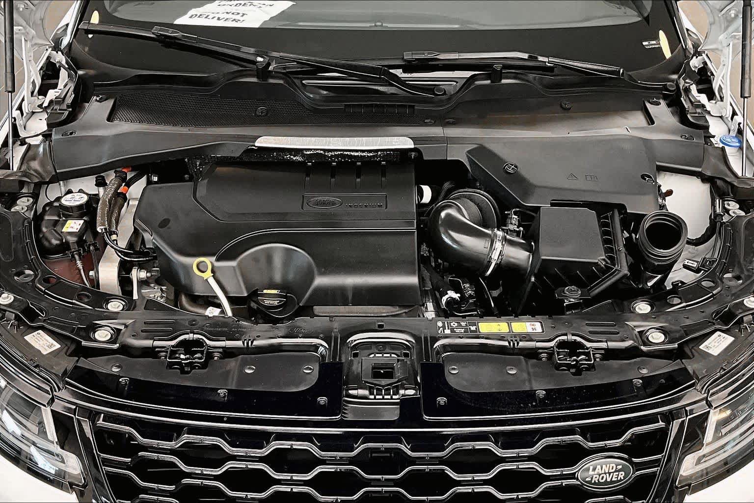 Used 2023 Land Rover Range Rover Evoque R-Dynamic SE AWD/4WD image 30