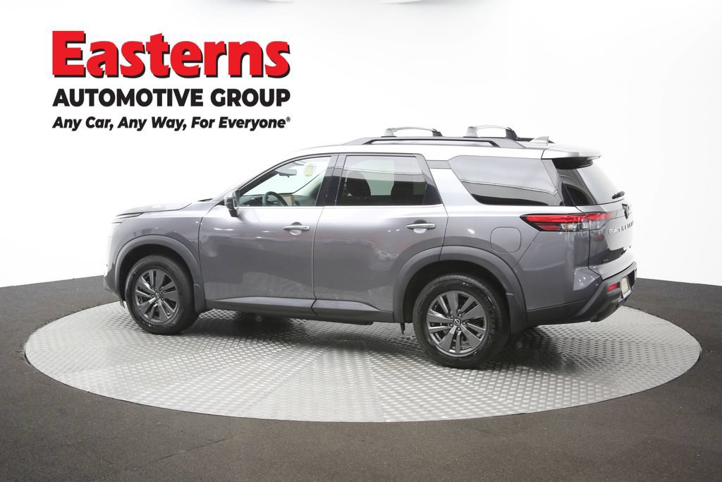 Used 2024 Nissan Pathfinder SV AWD/4WD image 60