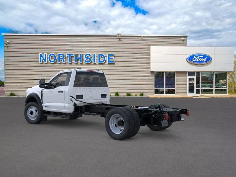 New 2025 Ford F550 4x4 Regular Cab Super Duty image 5