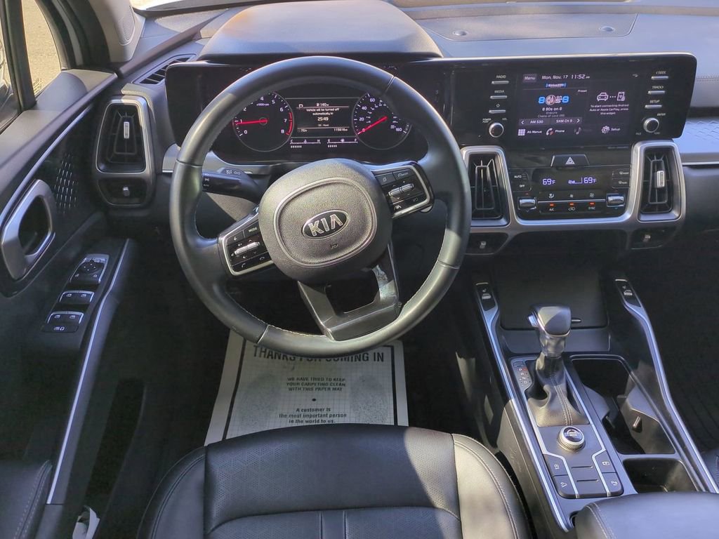 Used 2021 Kia Sorento S image 15