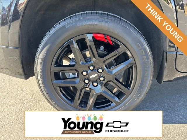 Used 2021 Chevrolet Traverse Premier w/ Redline Edition image 9