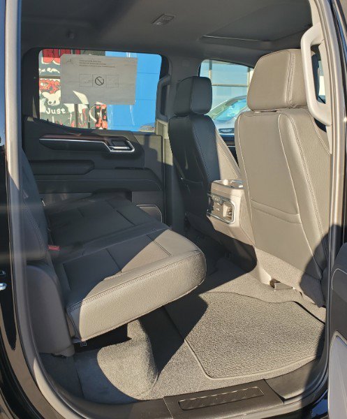 New 2025 GMC Sierra 1500 Denali w/ Denali Reserve Package image 17