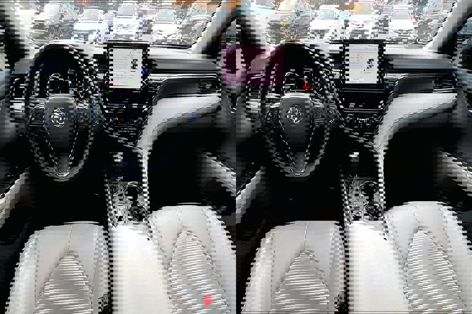 Certified 2022 Toyota Camry SE image 15