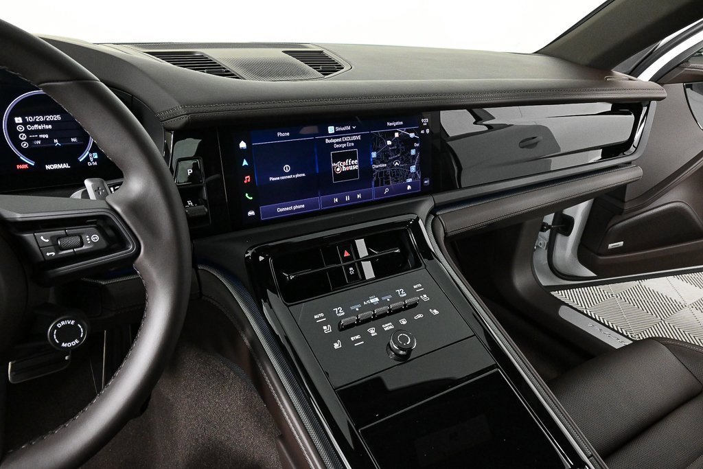 New 2026 Porsche Panamera image 13