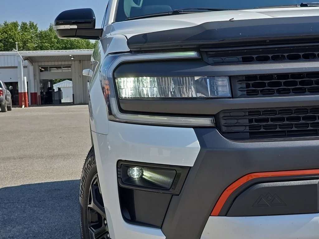 Used 2024 Ford Expedition Timberline image 9