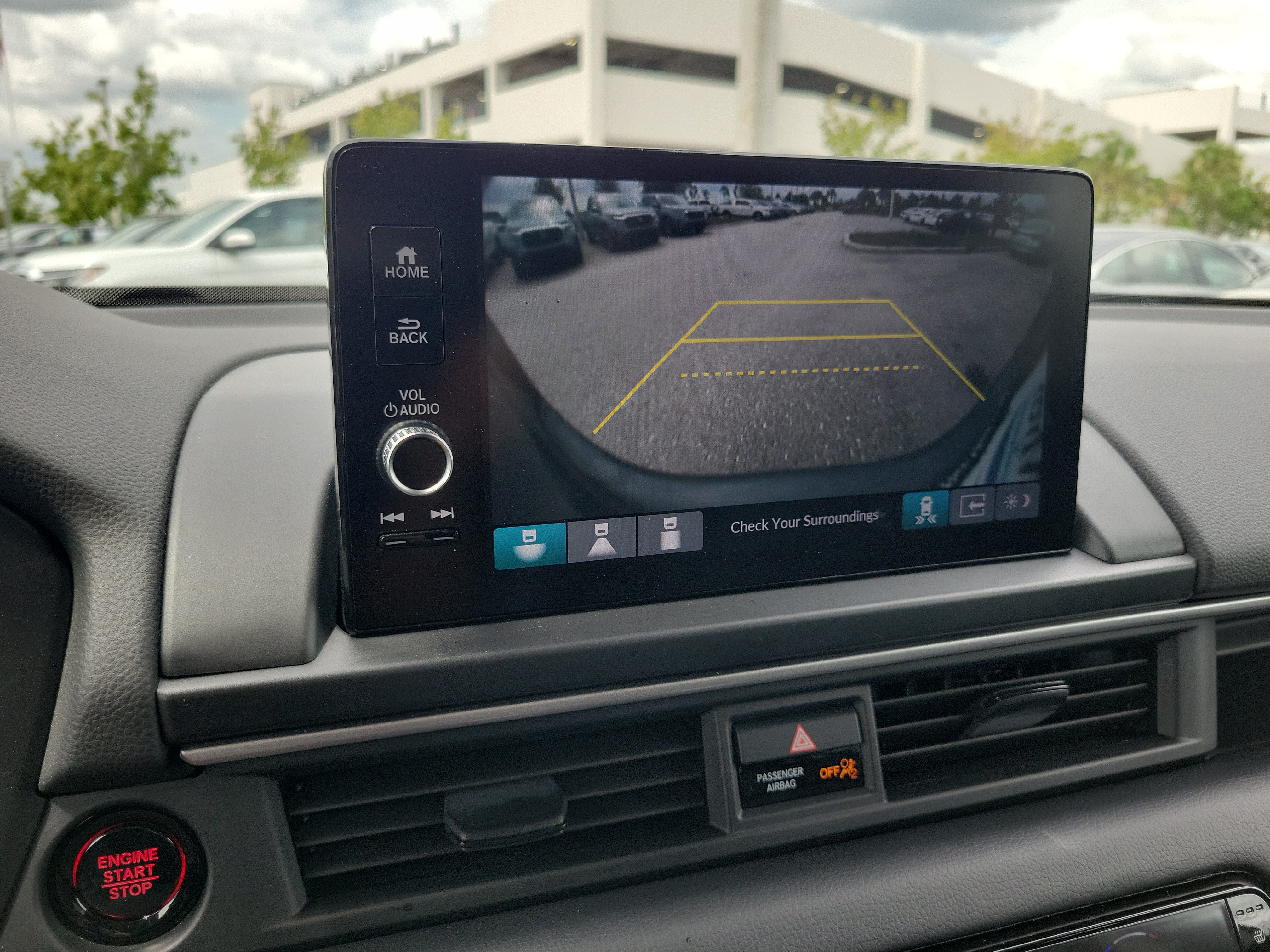 Used 2025 Honda Pilot Touring image 33