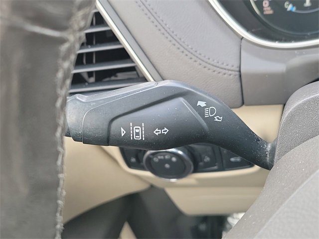 Used 2018 Lincoln MKX Reserve w/ Driver Assistance Package image 16